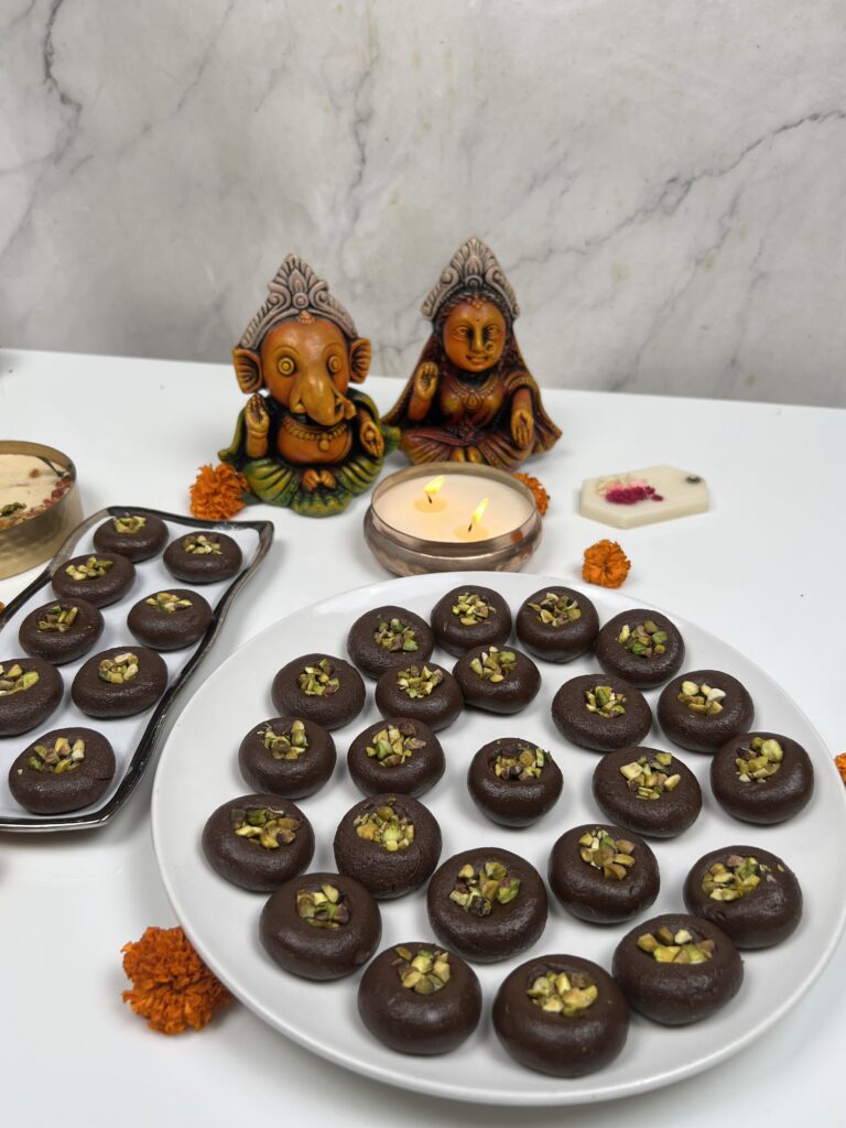 Chocolate Peda Recipe (Easy Diwali Sweet in One Pan)